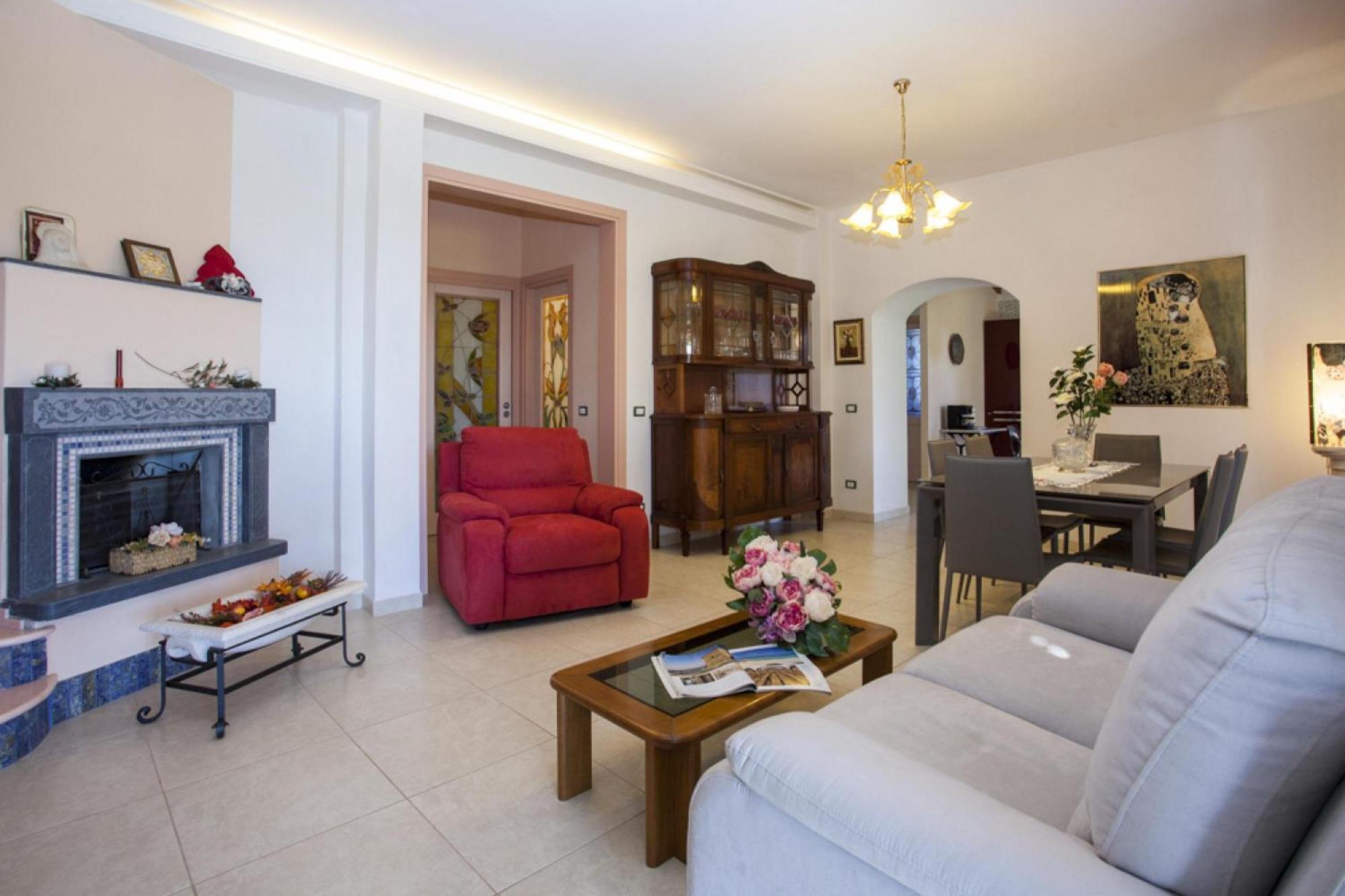 Villa Clara Few Km From The Sea - Happy Rentals Пиетрасанта Екстериор снимка